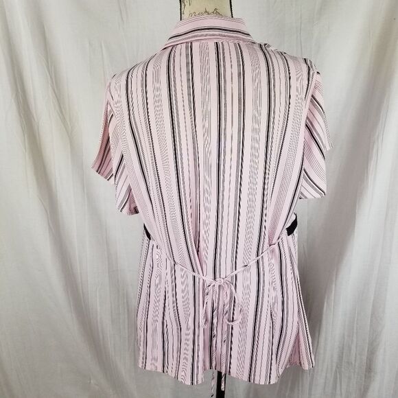 Motherhood Maternity Pink & Brown Collared Blouse Size 1X - Picture 8 of 8